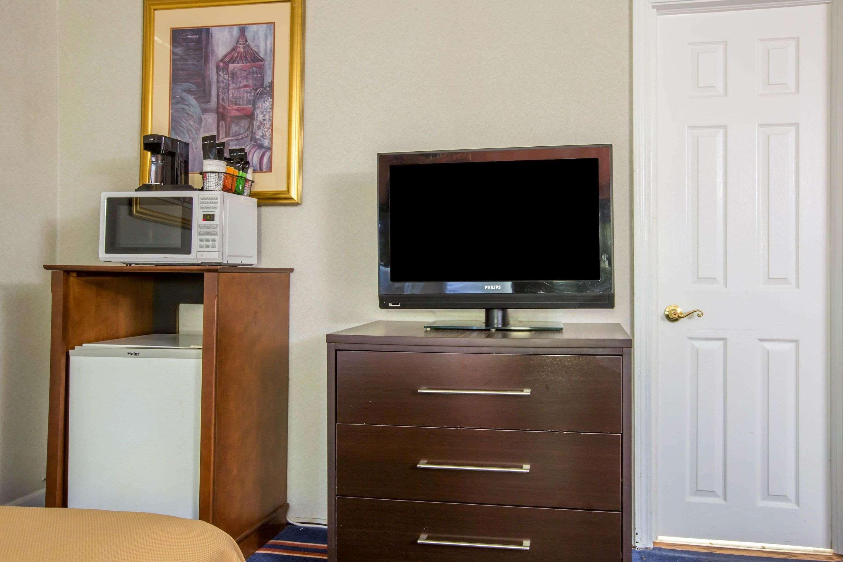 Econo Lodge Montpelier I-89 Bagian luar foto
