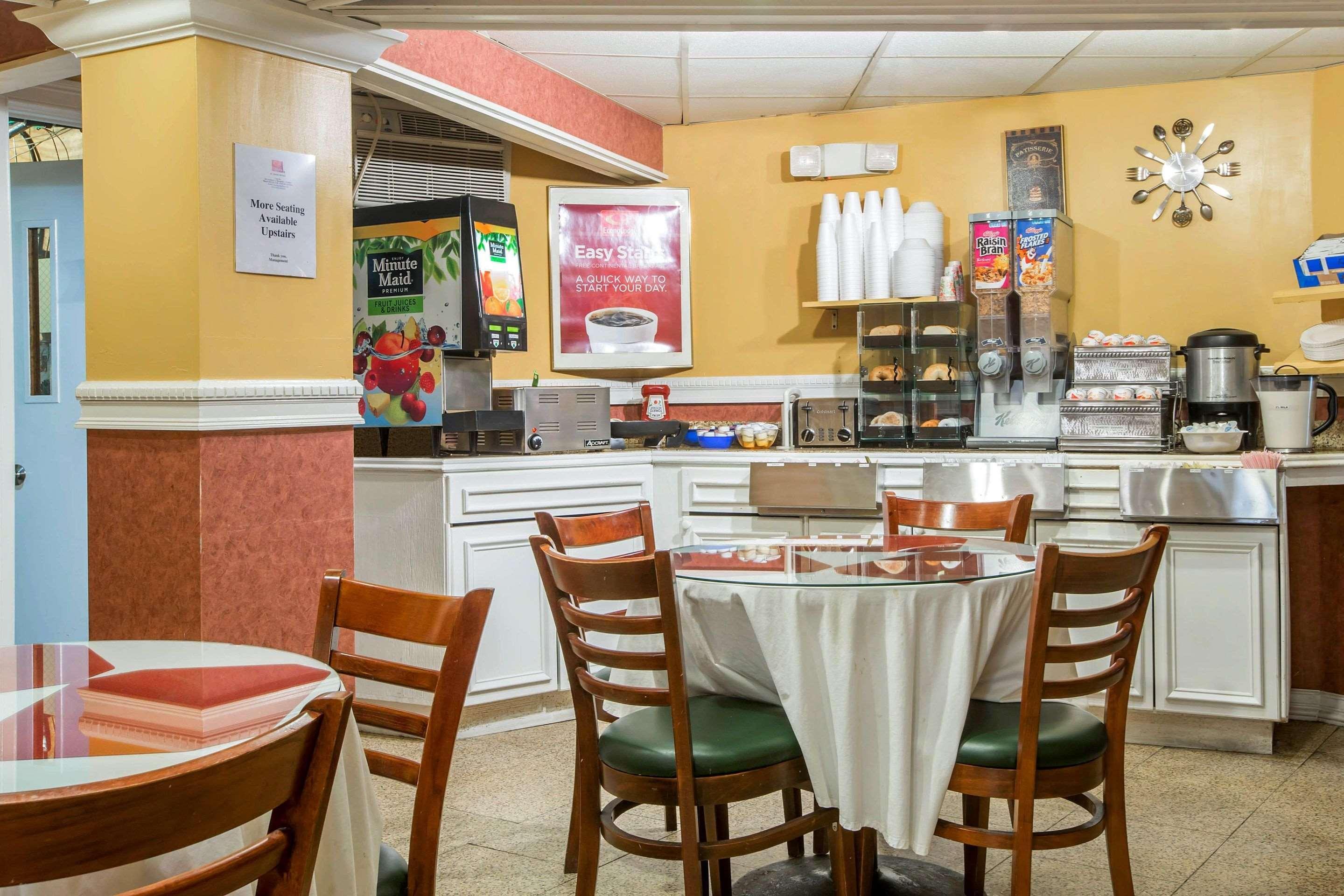 Econo Lodge Montpelier I-89 Bagian luar foto