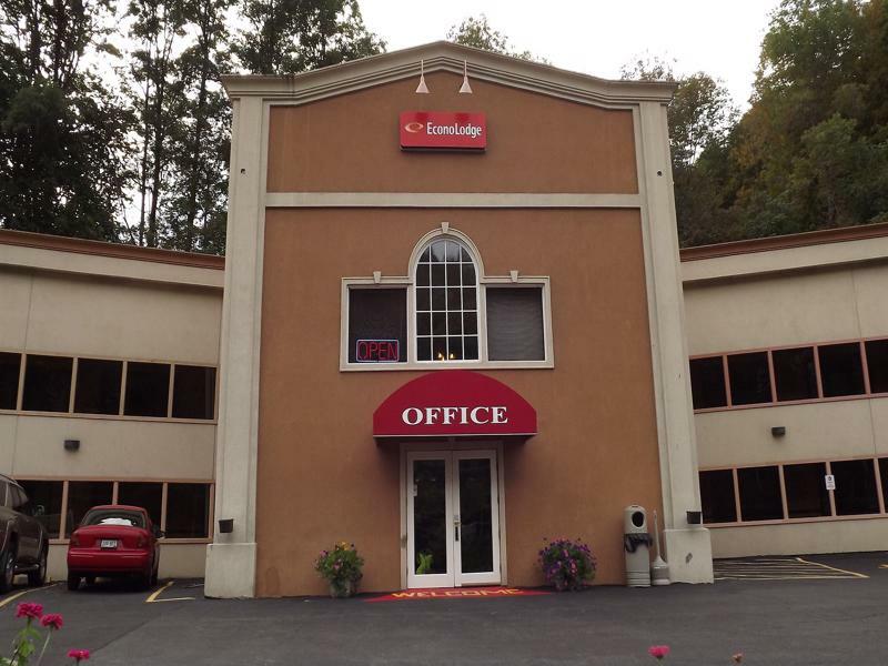 Econo Lodge Montpelier I-89 Bagian luar foto